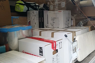 Packed moving goods